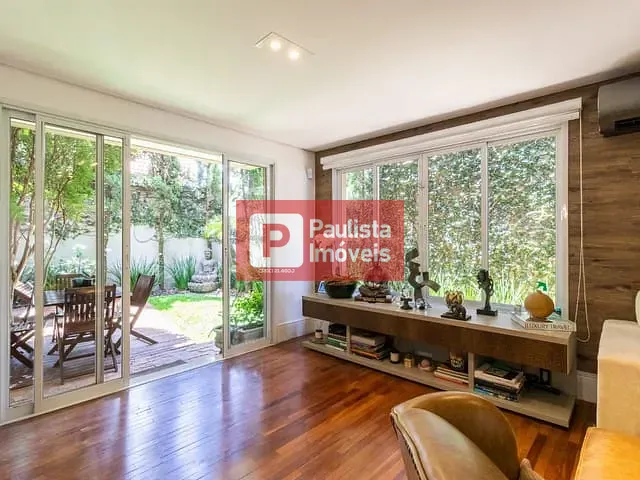 Casa com 250m² 3 quartos e 5 banheiros, à venda, no bairro Alto da Boa Vista em São Paulo