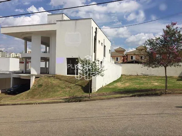 Casa 4 quartos e 6 banheiros, à venda, no bairro Parque Campolim em Sorocaba