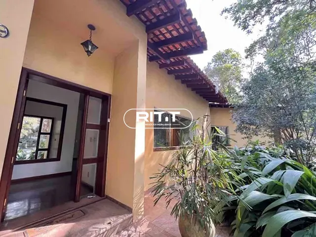 Casa com 2260m² 6 quartos e 9 banheiros, à venda, no bairro Parque São Quirino em Campinas