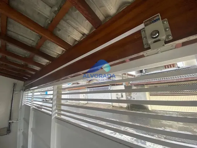 Casa com 140m² 3 quartos e 1 banheiro, à venda, no bairro Villa Branca em Jacareí