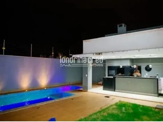 Casa com 390m² 5 quartos e 5 banheiros, à venda, no bairro Lago Parque em Londrina