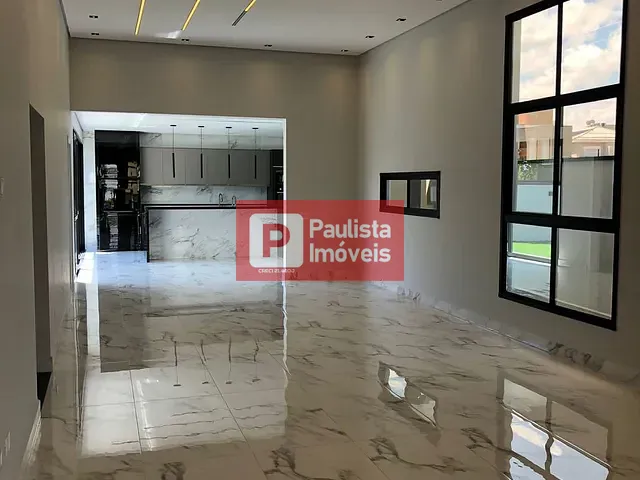 Casa com 327m² 3 quartos e 2 banheiros, à venda, no bairro Residencial Ouroville em Taubaté