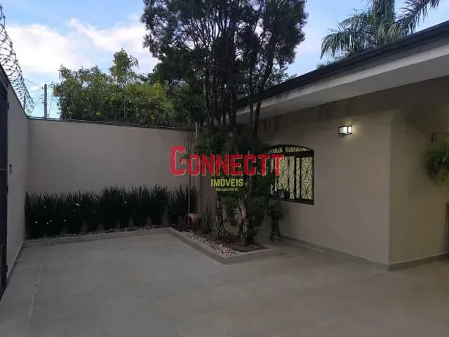 Casa com 250m² 3 quartos e 3 banheiros, à venda, no bairro Jardim Santa Ângela em Ribeirão Preto