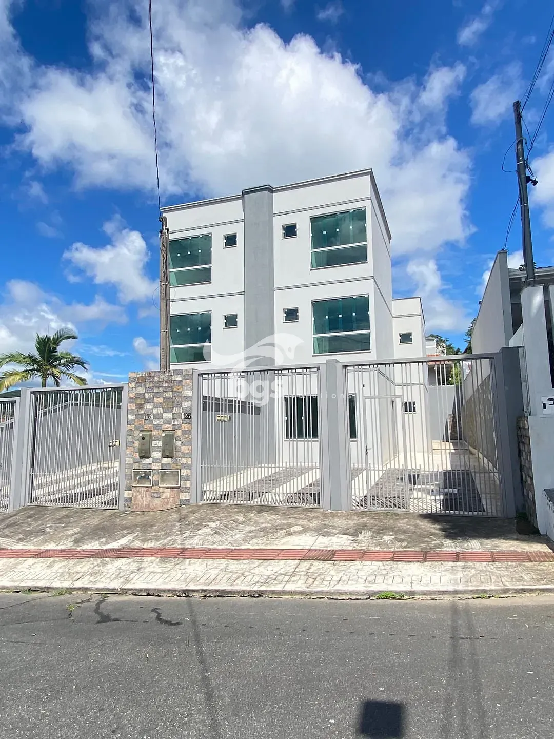 Casa, 3 quartos, 130 m² - Foto 1