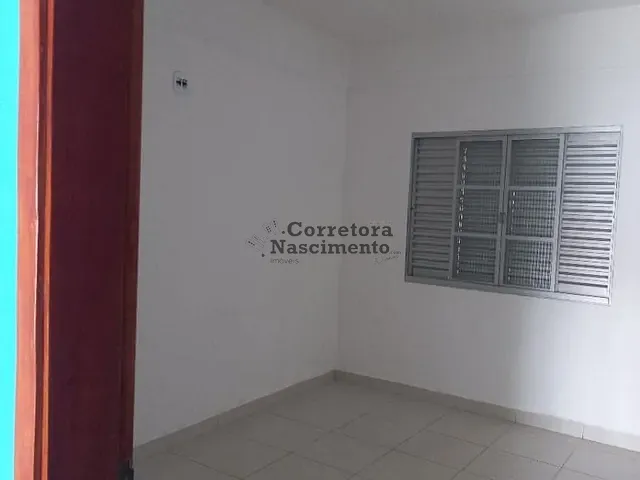 Casa com 250m² 2 quartos e 1 banheiro, à venda, no bairro Jardim Satélite em São José dos Campos