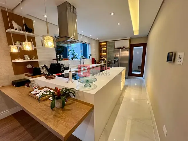 Casa com 300m² 3 quartos e 4 banheiros, à venda, no bairro Vila Mascote em São Paulo