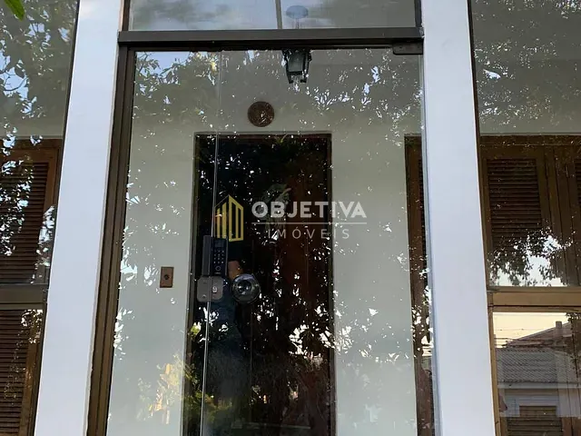 Prédio à venda, no bairro Nonoai em Porto Alegre