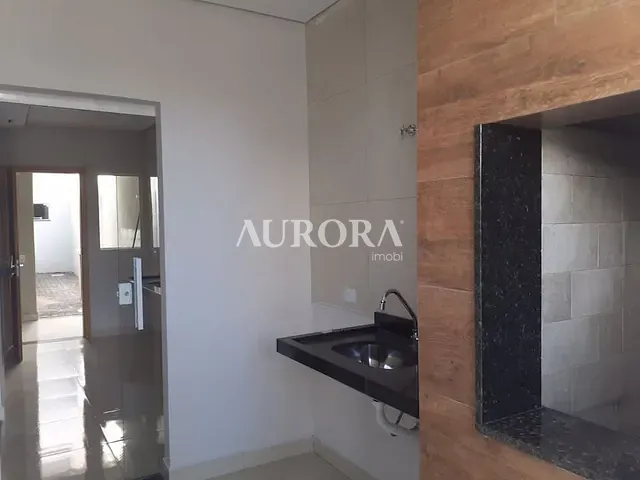 Casa com 125m² 3 quartos e 2 banheiros, à venda, no bairro Jardim Belo Horizonte em Londrina