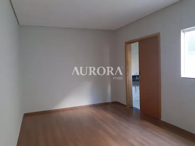 Casa com 125m² 3 quartos e 2 banheiros, à venda, no bairro Jardim Belo Horizonte em Londrina