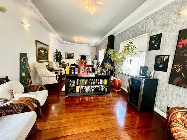Casa com 690m² 3 quartos e 2 banheiros, à venda, no bairro Jardim Prudência em São Paulo