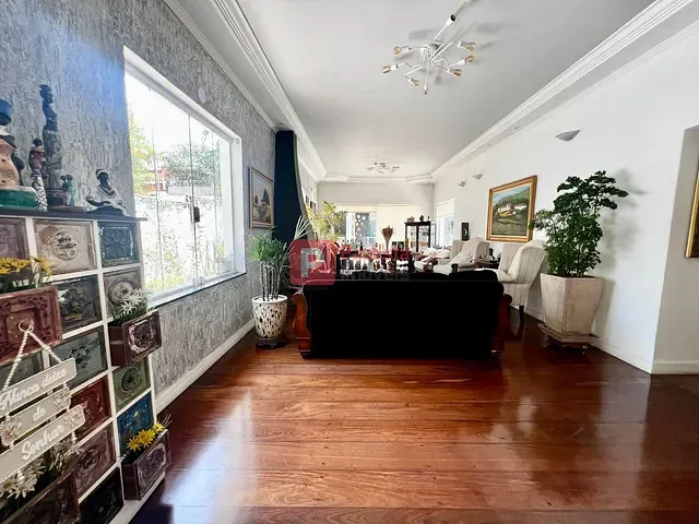 Casa com 690m² 3 quartos e 2 banheiros, à venda, no bairro Jardim Prudência em São Paulo