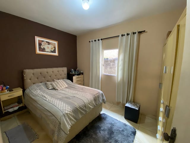Casa com 250m² 4 quartos e 2 banheiros, à venda, no bairro Jardim Baronesa em Taubaté