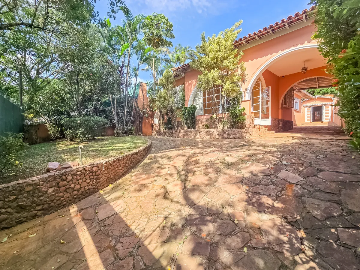 Casa para venda em Alto da Lapa com 4 quartos, sendo 2 suítes, 250m²