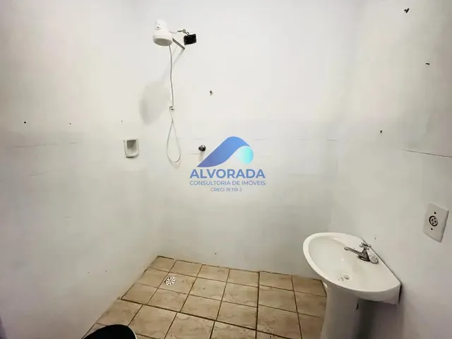 Casa com 250m² 2 quartos e 1 banheiro, à venda, no bairro Jardim Satélite em São José Dos Campos