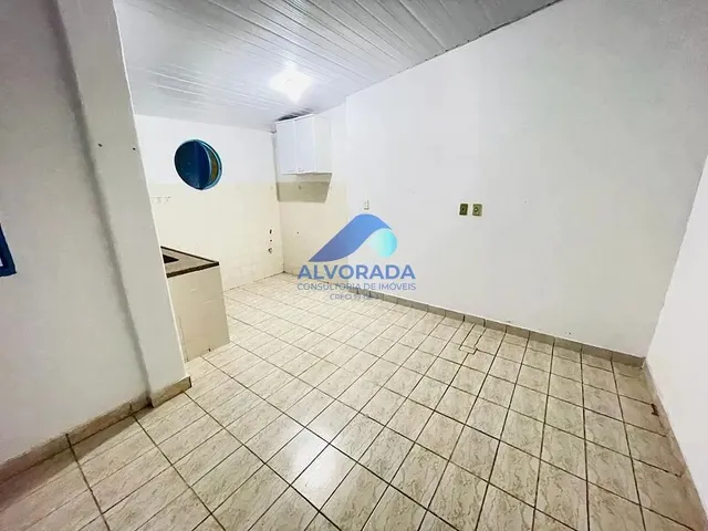 Casa com 250m² 2 quartos e 1 banheiro, à venda, no bairro Jardim Satélite em São José Dos Campos