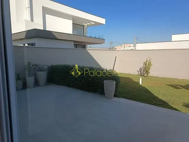 Casa com 360m² 5 quartos e 5 banheiros, à venda, no bairro Quiririm em Taubaté