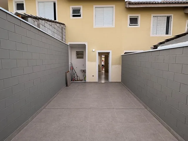 Casa 2 quartos e 1 banheiro, à venda, no bairro Chácara Ondas Verdes em Cotia