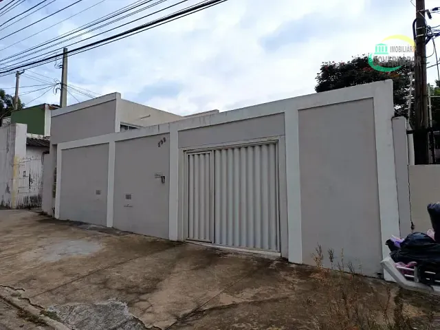 Casa com 242m² 3 quartos e 1 banheiro, à venda, no bairro Vila Rossi Borghi e Siqueira em Campinas