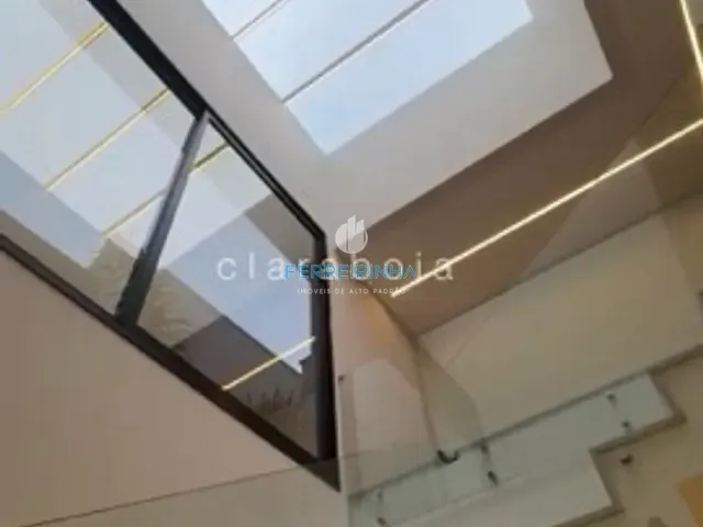 Casa com 358m² 4 quartos e 6 banheiros, à venda, no bairro Urbanova em São José dos Campos