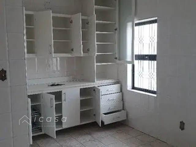 Casa com 250m² 4 quartos e 3 banheiros, à venda, no bairro Jardim Colorado em São José dos Campos