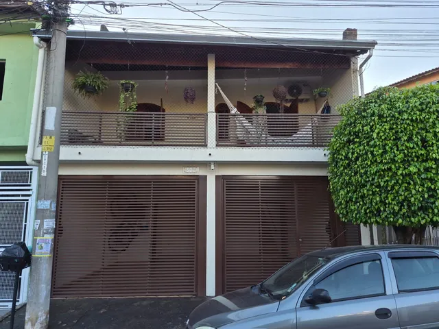Casa 2 quartos e 2 banheiros, à venda, no bairro Parque Santa Teresa em Carapicuíba