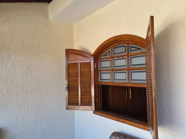 Casa 2 quartos e 2 banheiros, à venda, no bairro Parque Santa Teresa em Carapicuíba