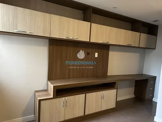 Casa com 142m² 2 quartos e 2 banheiros, à venda ou para alugar, no bairro Jardim das Indústrias em São José dos Campos