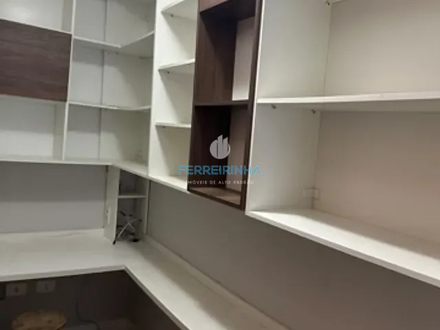 Casa com 142m² 2 quartos e 2 banheiros, à venda ou para alugar, no bairro Jardim das Indústrias em São José dos Campos