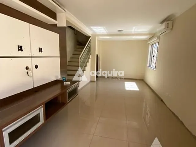 Casa 3 quartos e 3 banheiros, à venda, no bairro Jardim Carvalho em Ponta Grossa