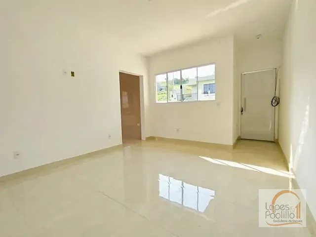 Casa com 212m² 3 quartos e 2 banheiros, à venda, no bairro Jardim Santa Fe em Bom Jesus dos Perdões