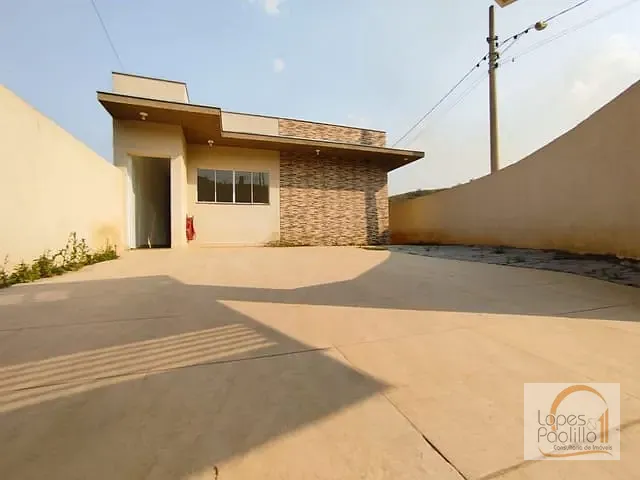 Casa com 212m² 3 quartos e 2 banheiros, à venda, no bairro Jardim Santa Fe em Bom Jesus dos Perdões