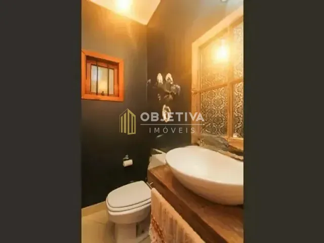 Casa 4 quartos e 4 banheiros, para alugar, no bairro Passo da Areia em Porto Alegre