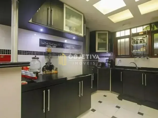 Casa 4 quartos e 4 banheiros, para alugar, no bairro Passo da Areia em Porto Alegre