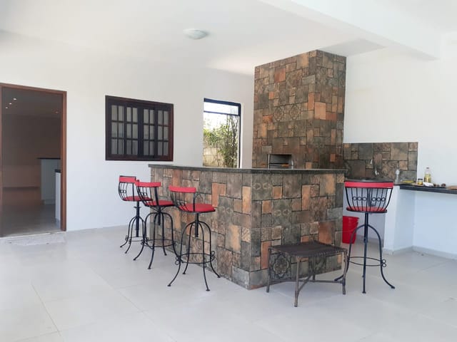 Casa com 622m² 5 quartos e 2 banheiros, à venda, no bairro Jardim Residencial Doutor Lessa em Pindamonhangaba