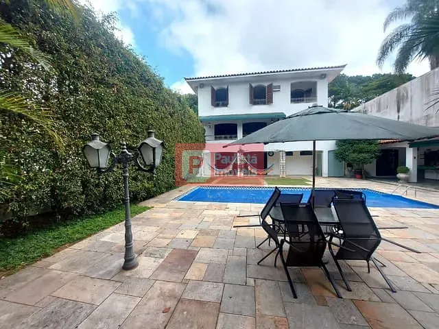 Casa com 1300m² 4 quartos e 5 banheiros, à venda, no bairro Alto da Boa Vista em São Paulo