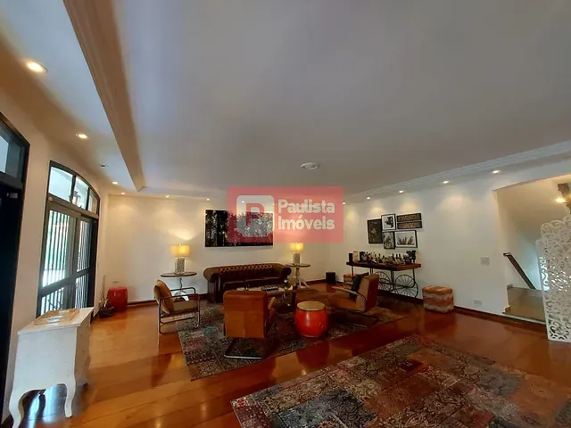 Casa com 1300m² 4 quartos e 5 banheiros, à venda, no bairro Alto da Boa Vista em São Paulo