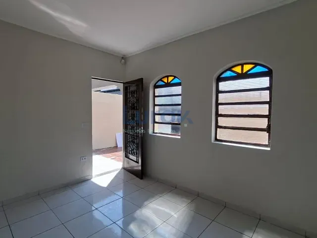 Casa com 353m² 3 quartos e 2 banheiros, à venda, no bairro Jardim Planalto de Viracopos em Campinas