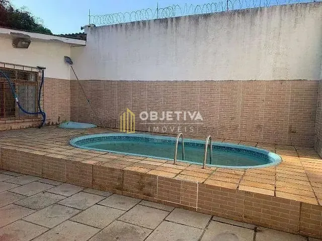 Casa 2 quartos e 3 banheiros, à venda, no bairro Sarandi em Porto Alegre