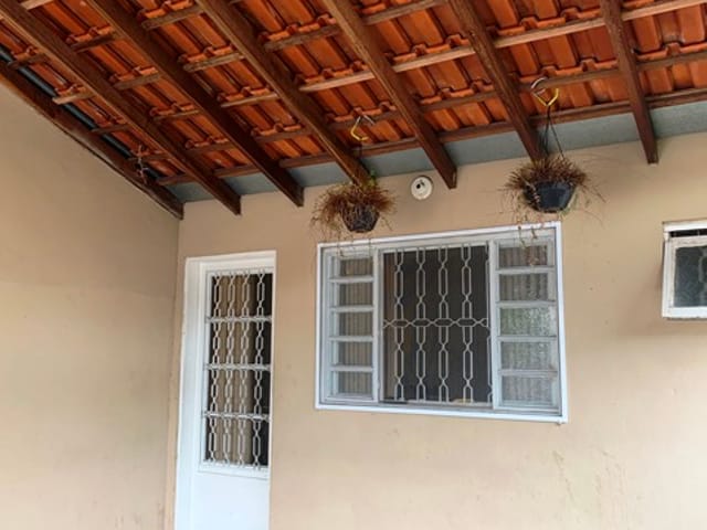 Casa com 126m² 2 quartos e 2 banheiros, à venda, no bairro Vila Rica em Pindamonhangaba