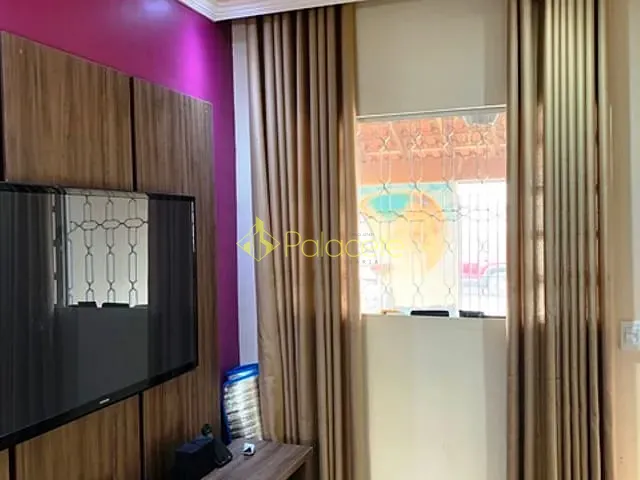 Casa com 126m² 2 quartos e 2 banheiros, à venda, no bairro Vila Rica em Pindamonhangaba