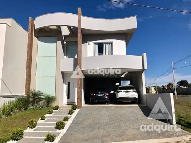 Casa com 300m² 3 quartos e 3 banheiros, à venda, no bairro Uvaranas em Ponta Grossa