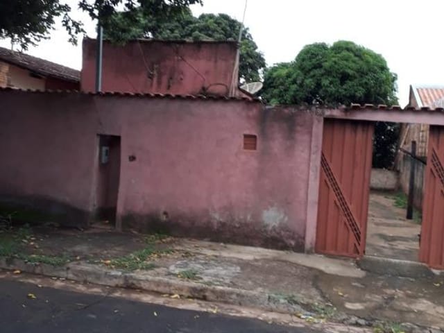 Foto do Casa - Casa com 2 dormitórios à venda, 70 m² por R$ 95.000,00 - Lourdes - Uberaba/MG | ZUCATO IMOBILIARIA LTDA