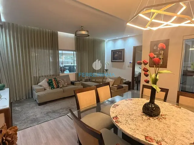 Casa 3 quartos e 3 banheiros, à venda, no bairro Jardim das Indústrias em São José dos Campos