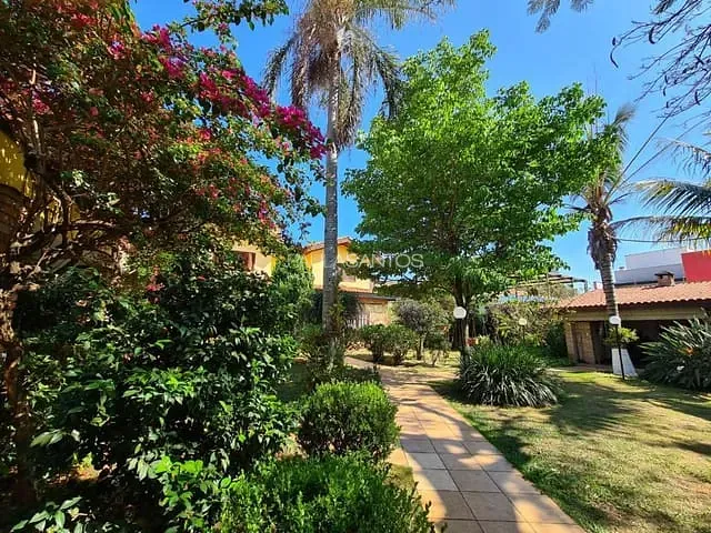 Casa com 1000m² 4 quartos e 1 banheiro, à venda, no bairro Vila Angélica em Sorocaba
