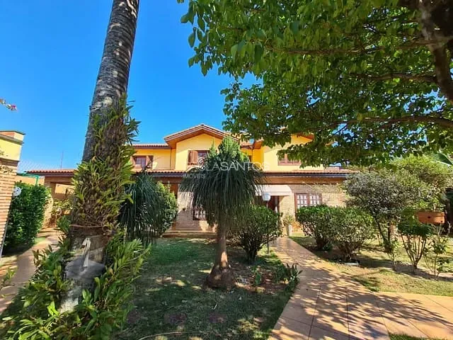 Casa com 1000m² 4 quartos e 1 banheiro, à venda, no bairro Vila Angélica em Sorocaba