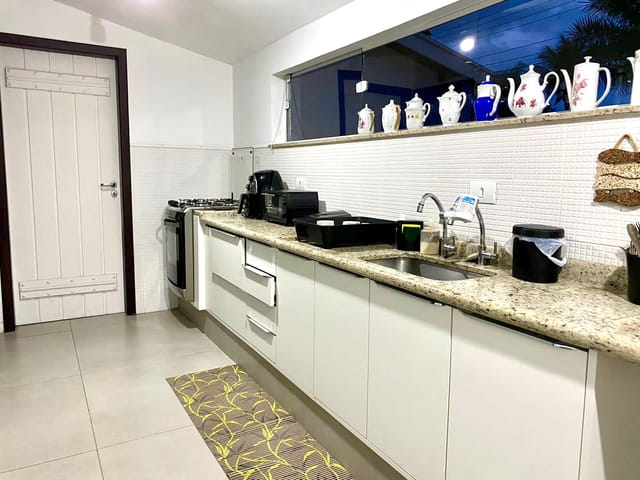 Casa com 1215m² 3 quartos e 2 banheiros, à venda, no bairro Centro em Tremembé