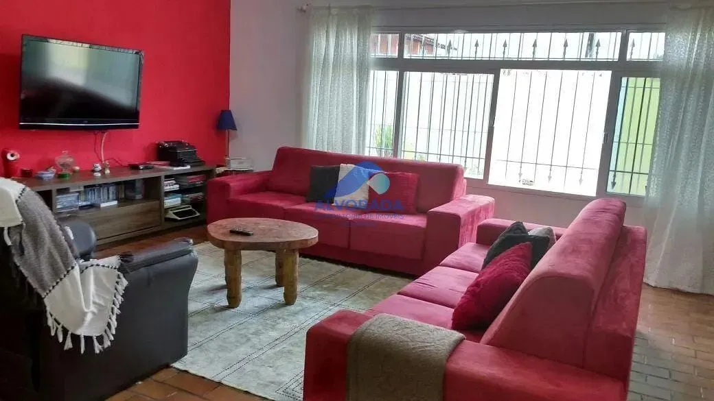 Casa, 3 quartos, 230 m² - Foto 1