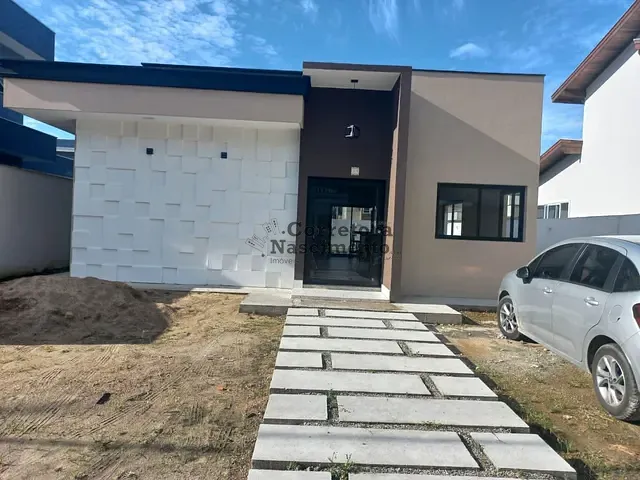 Casa com 250m², à venda, no bairro Lagoinha em Ubatuba