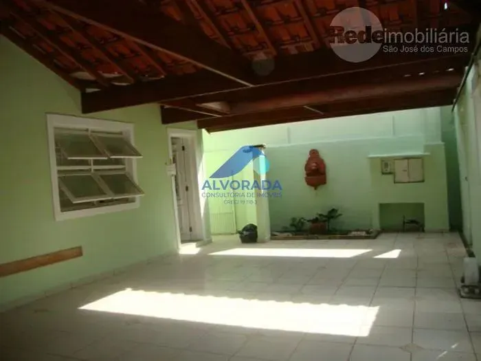Casa, 3 quartos, 250 m² - Foto 1