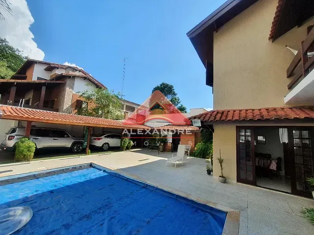 Casa com 400m² 3 quartos e 6 banheiros, à venda, no bairro Jardim Esplanada II em São José dos Campos